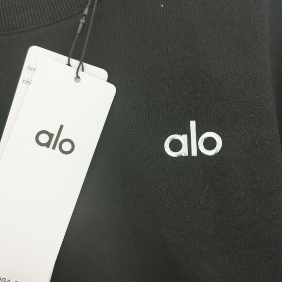 NWT Alo Yoga Accolade Crew Neck Pullover Black Size M - Picture 3 of 5